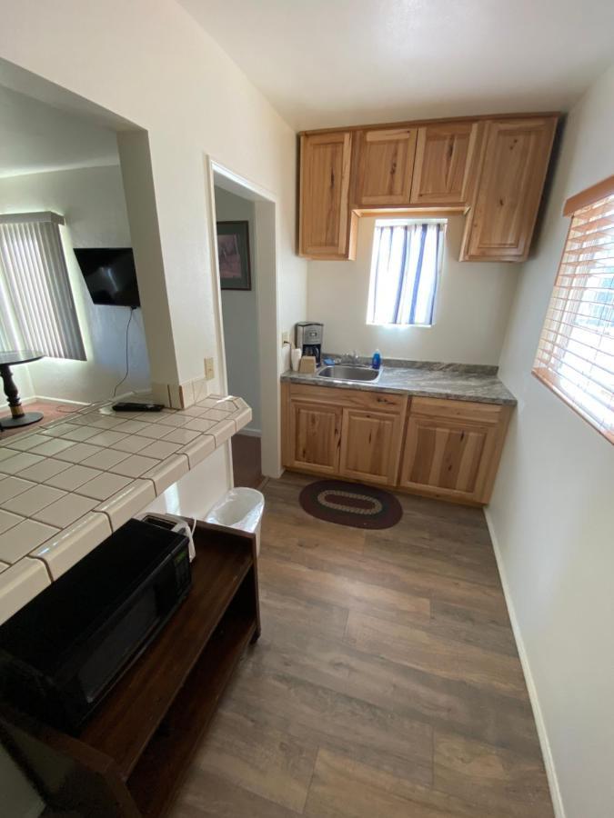 Bristlecone Motel 3*