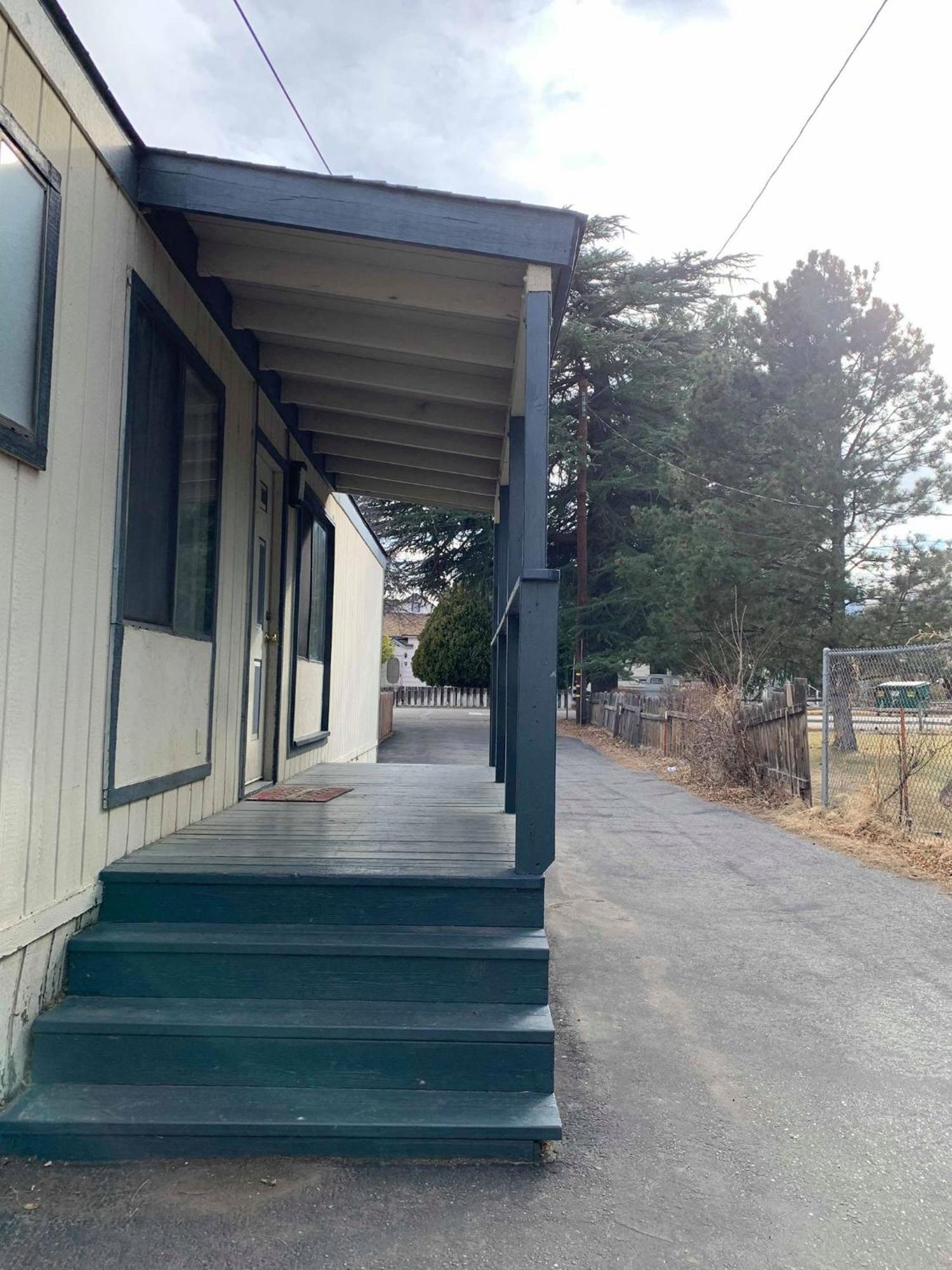 Motel Bristlecone 3*